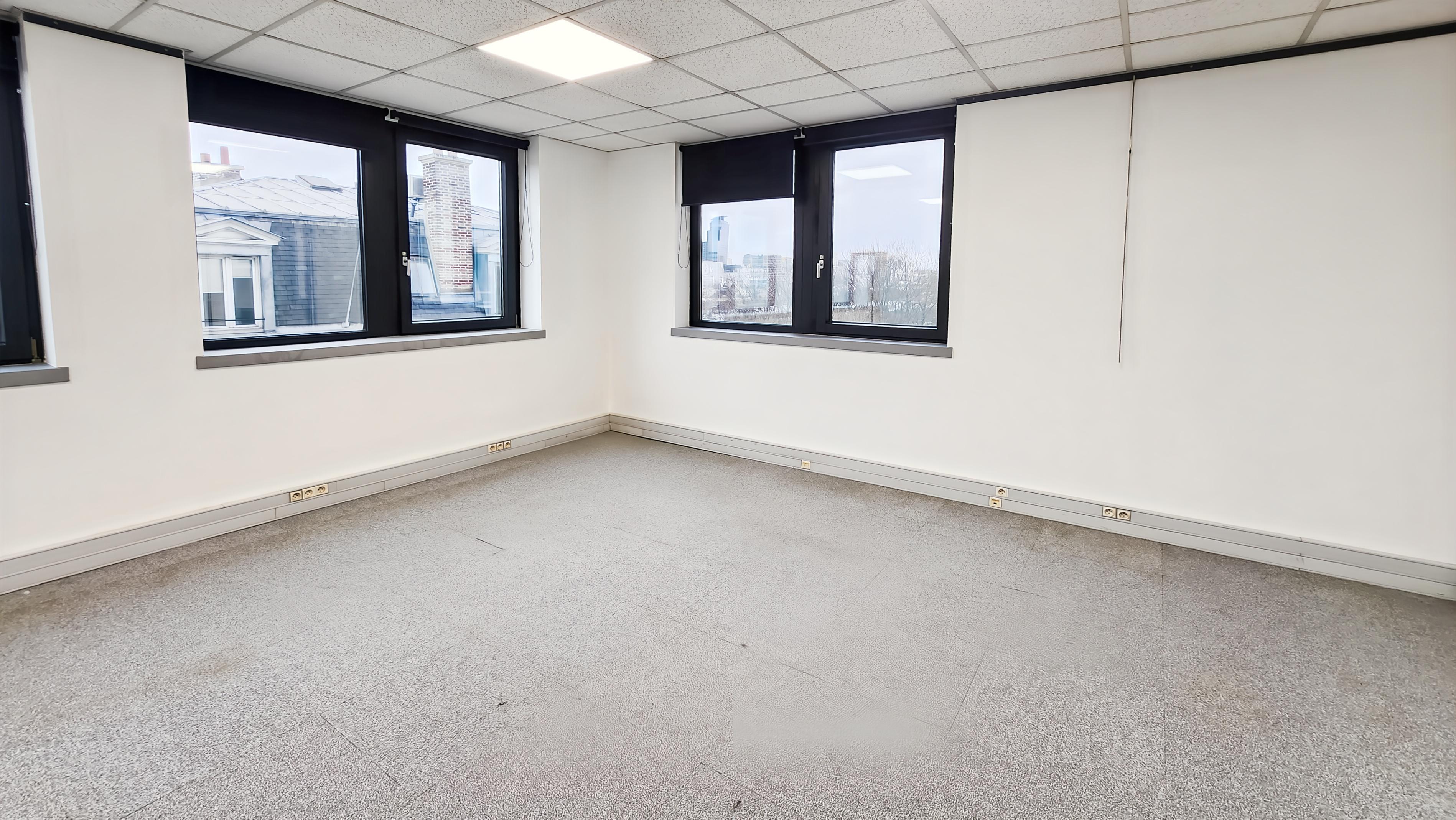 Photo 5 de 10 304 530