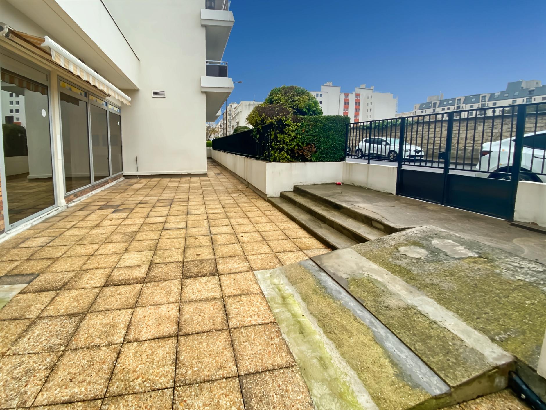 Photo 1 de 10 321 530