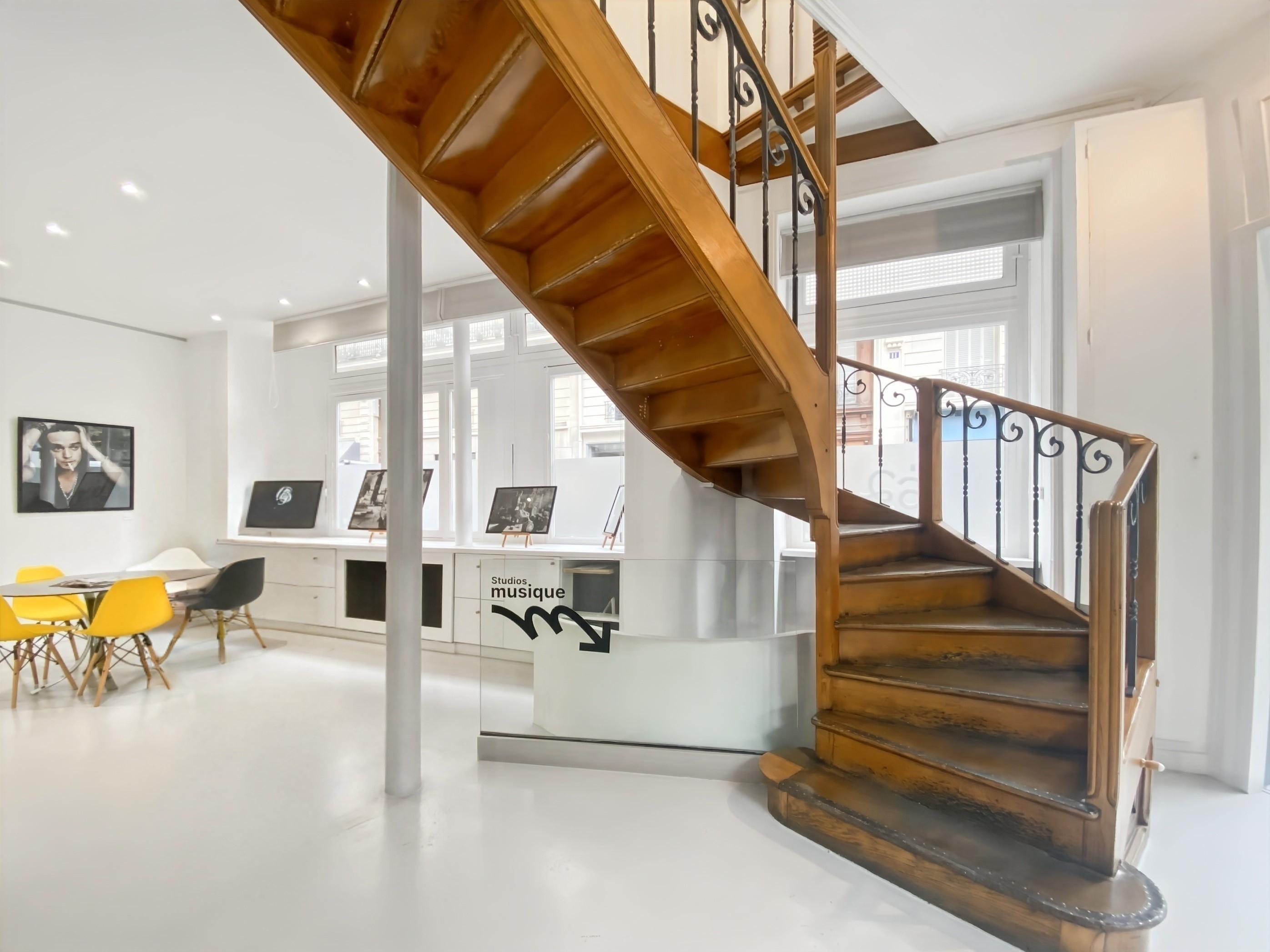 Photo 3 de 10 309 683