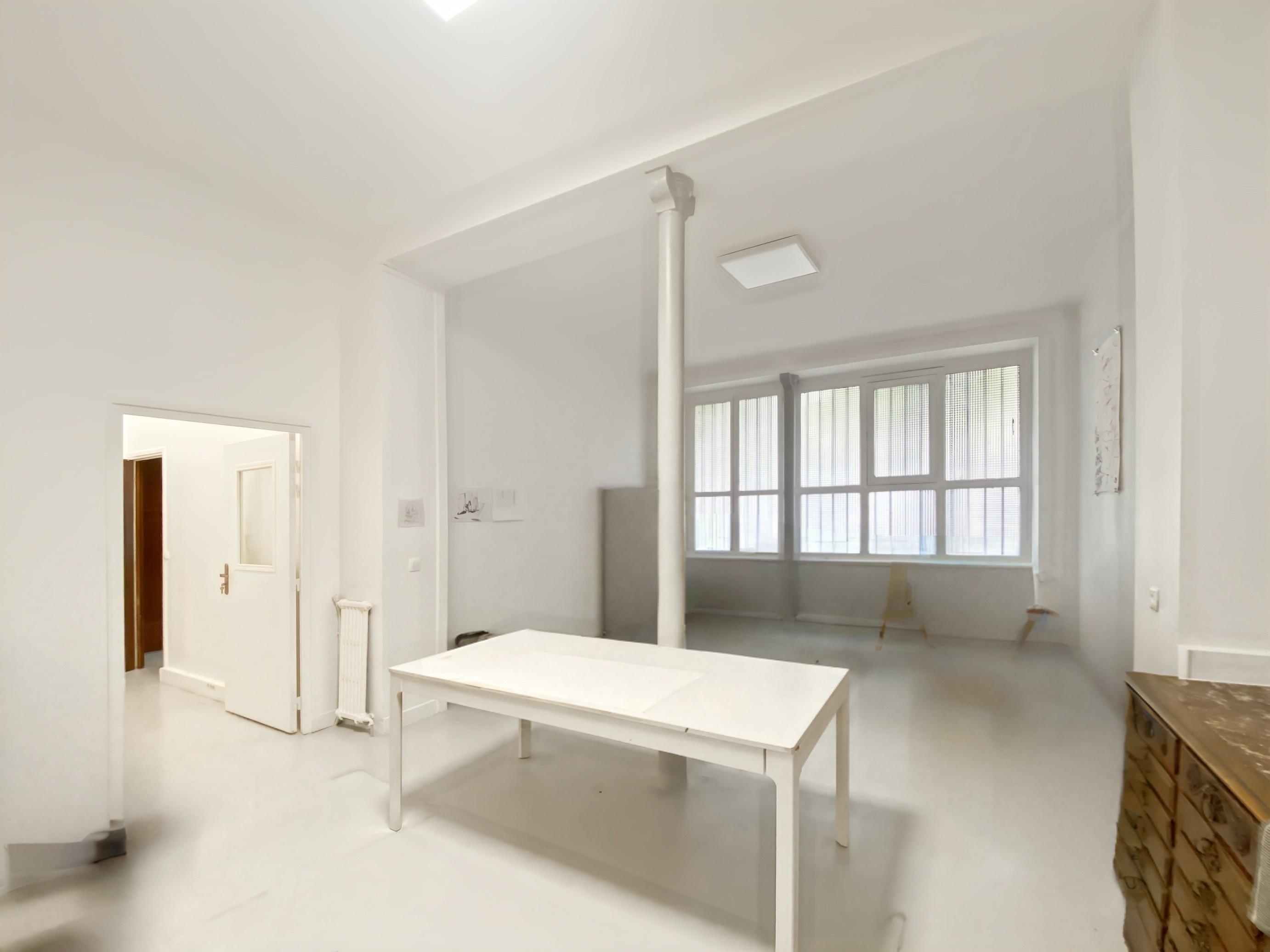 Photo 4 de 10 309 683